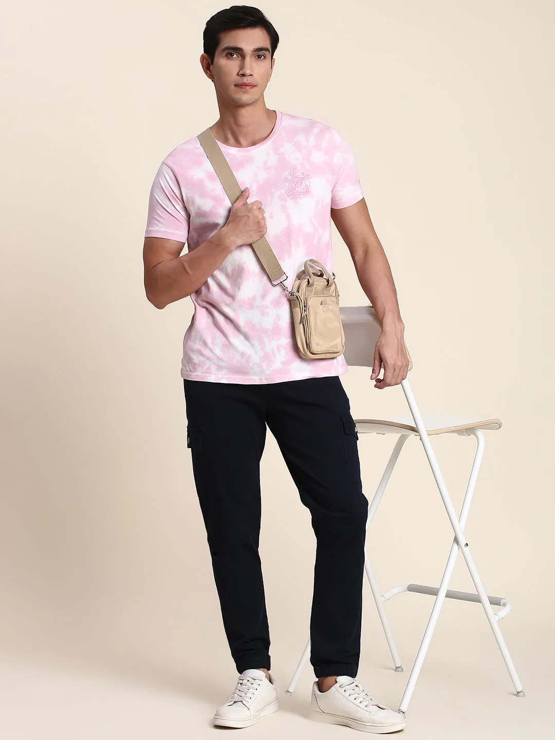 Men's Soft And Stretchy Fabric Pink Casual Crew Neck Tshirt