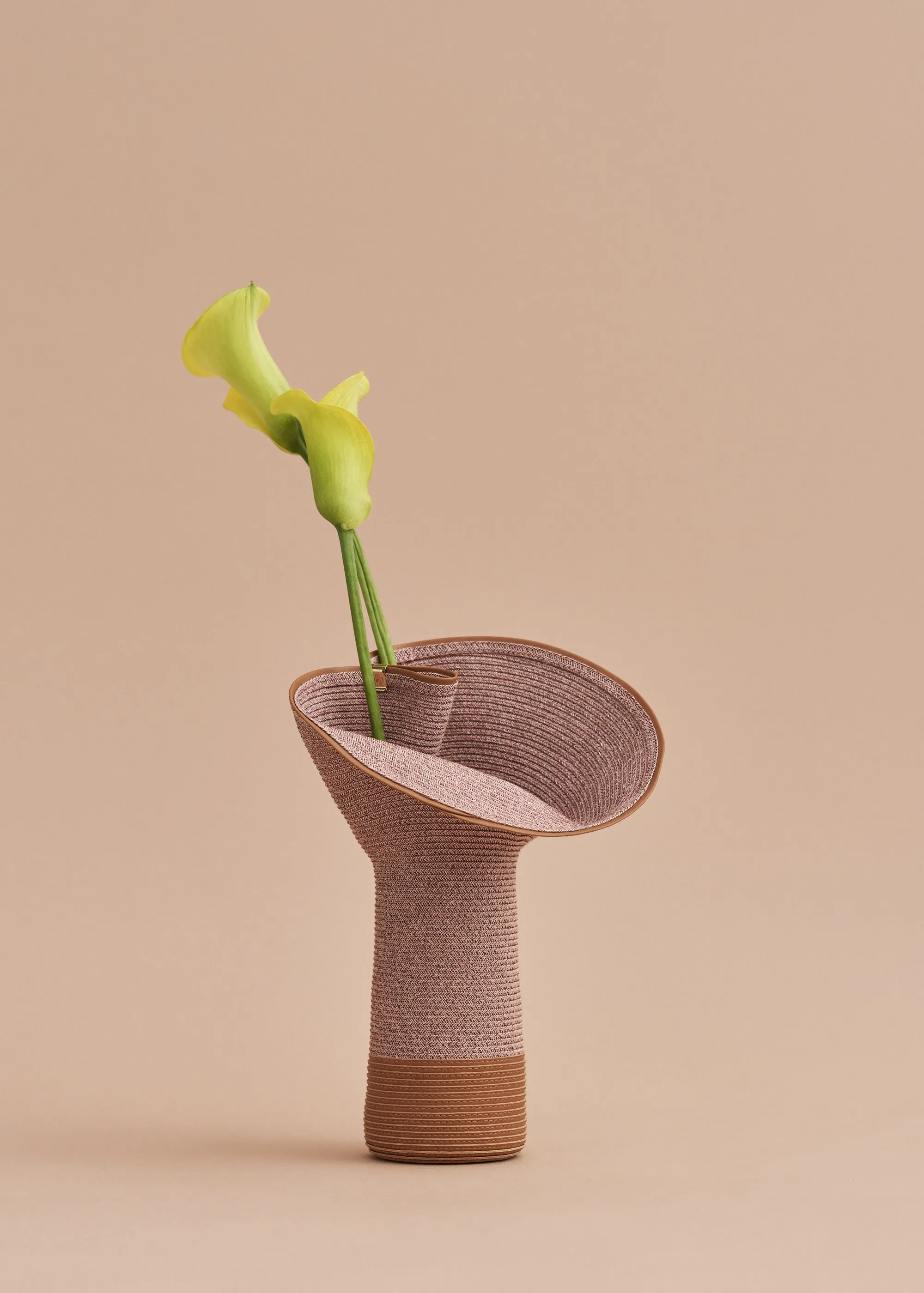 Nano Lapel Vase - Camel